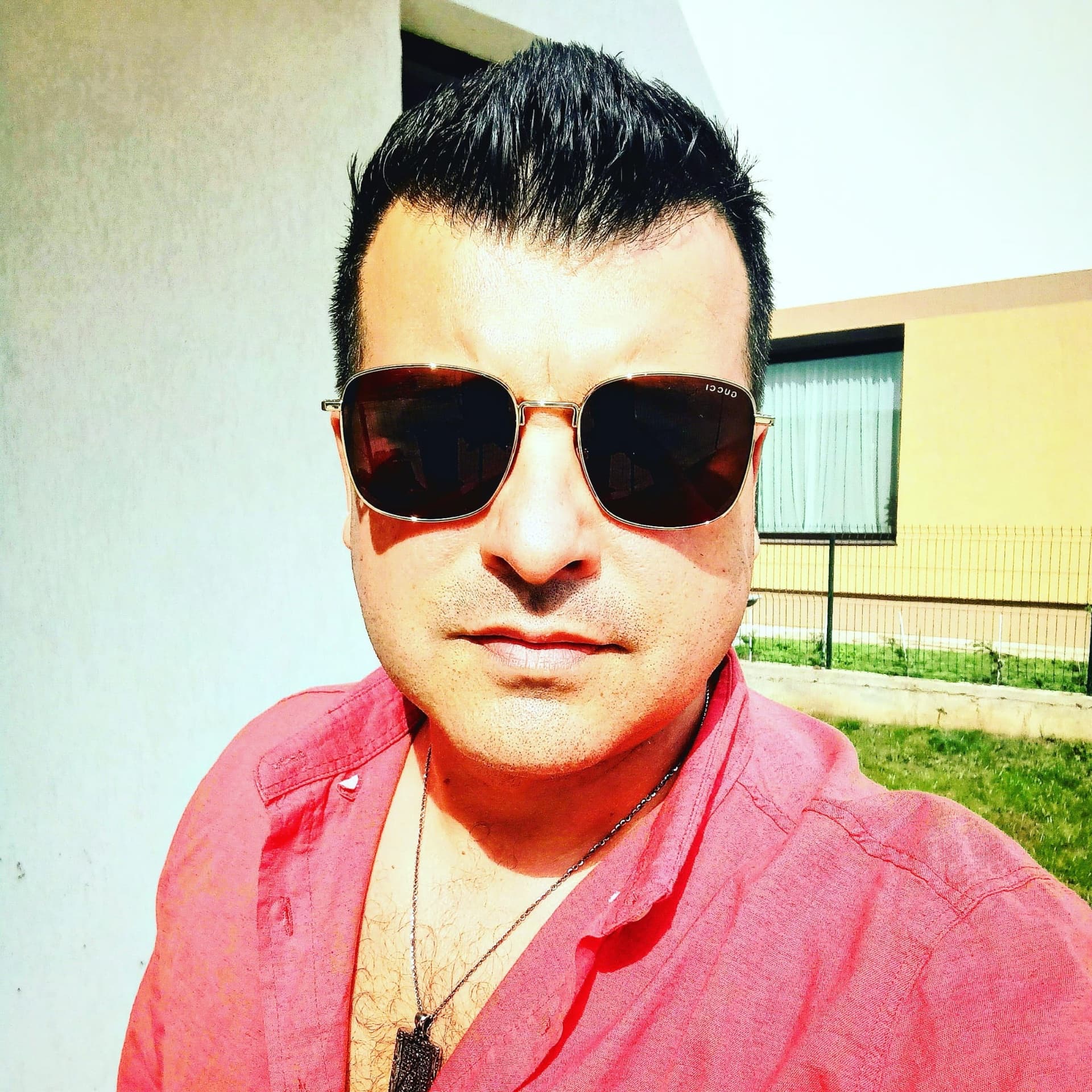 Tenor soloist Gabriel Birjovanu in concert