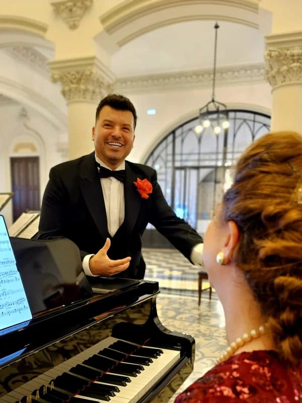 Prim tenorul Gabriel Bîrjovanu, revenit acasă după 20 de ani petrecuți la Opera din Oslo